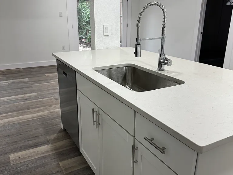 4603 Guadalajara Dr — Photo 2