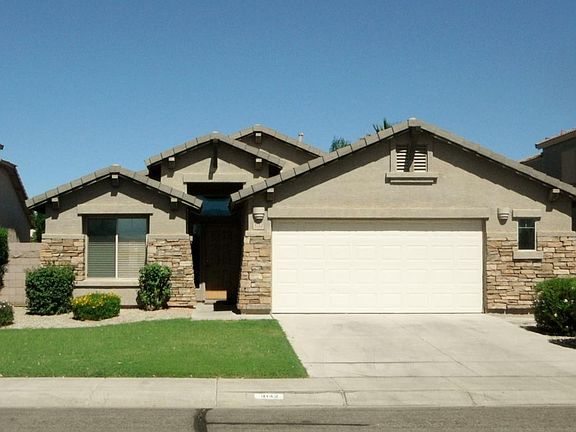 2nd image of 3142 E Bellerive Dr