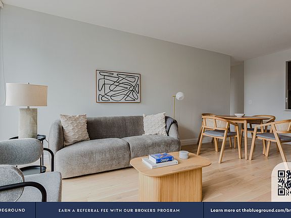 4th image of 235 W 48th St APT 38F