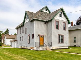 524 W New York Ave, Oshkosh, WI 54901