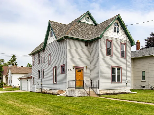 524 W New York Ave, Oshkosh, WI 54901