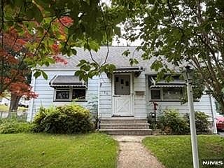 2nd image of 50 Stokes St
