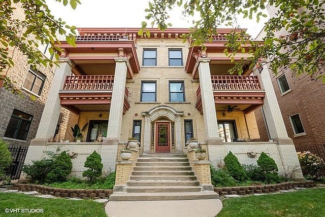 1st image of 4311 N Kenmore Ave #2