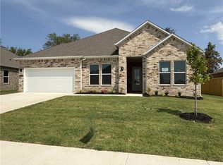 5262 Annika Ave, Springdale, AR 72762