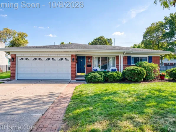38521 Roycroft St, Livonia, MI 48154