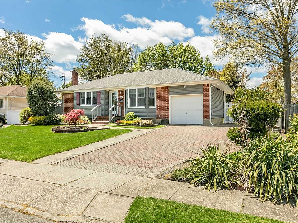 1st image of 56 Bergen Dr