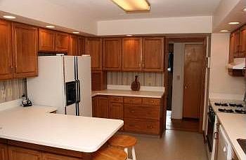 4th image of 1504 Laurel Ave SE