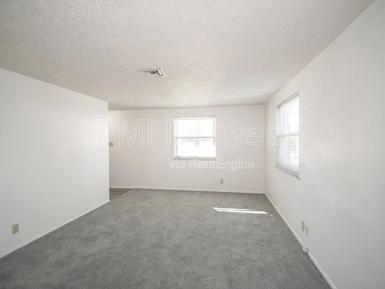 8636 E Edgewood Ave — Photo 15