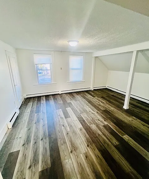 10 Green St — Photo 2