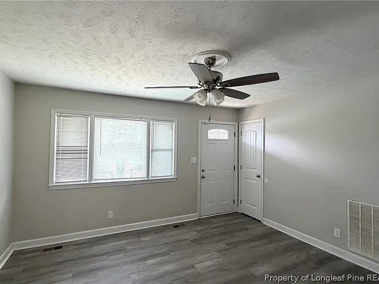 3257 Vardaman Ave — Photo 5