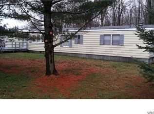 22 Pioneer Ln, Delevan, NY 14042