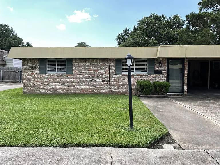 5500 Whitaker St — Photo 9