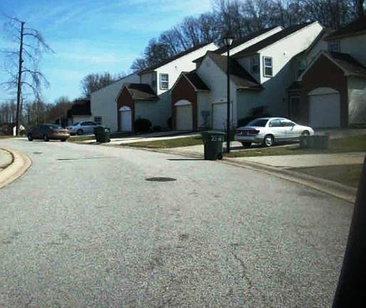 2nd image of 153 Tuckahoe Ln