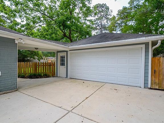 3rd image of 10607 Dunbrook Dr