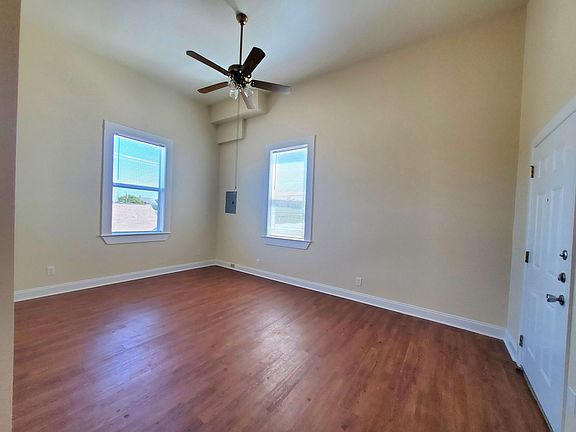 4th image of 2609 Avenue L Unit 8