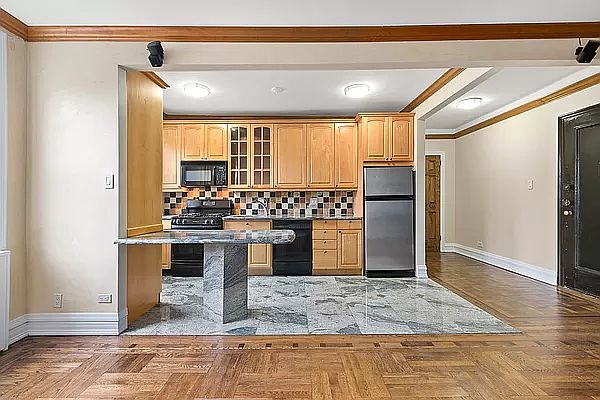 1st image of 41-16 41st St #2C
