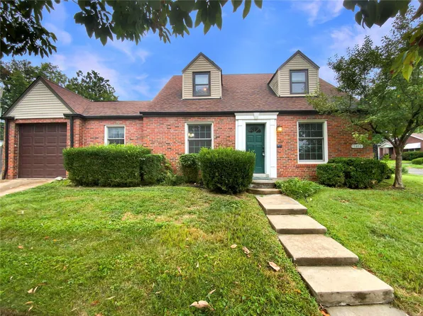 6853 Bartmer Ave, Saint Louis, MO 63130