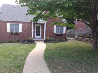 701 Red Oak St, Charleston, WV 25302