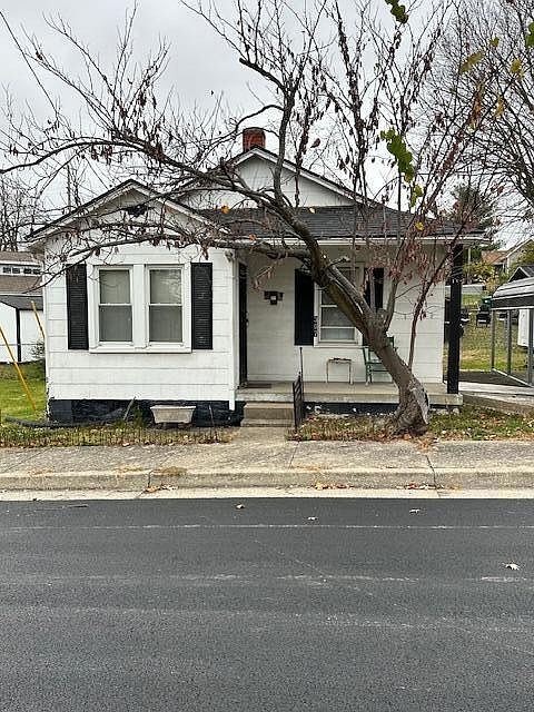1st image of 307 Francis St
