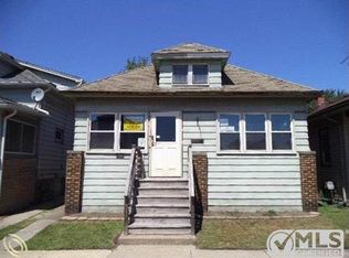 77 Le Roy St, River Rouge, MI 48218