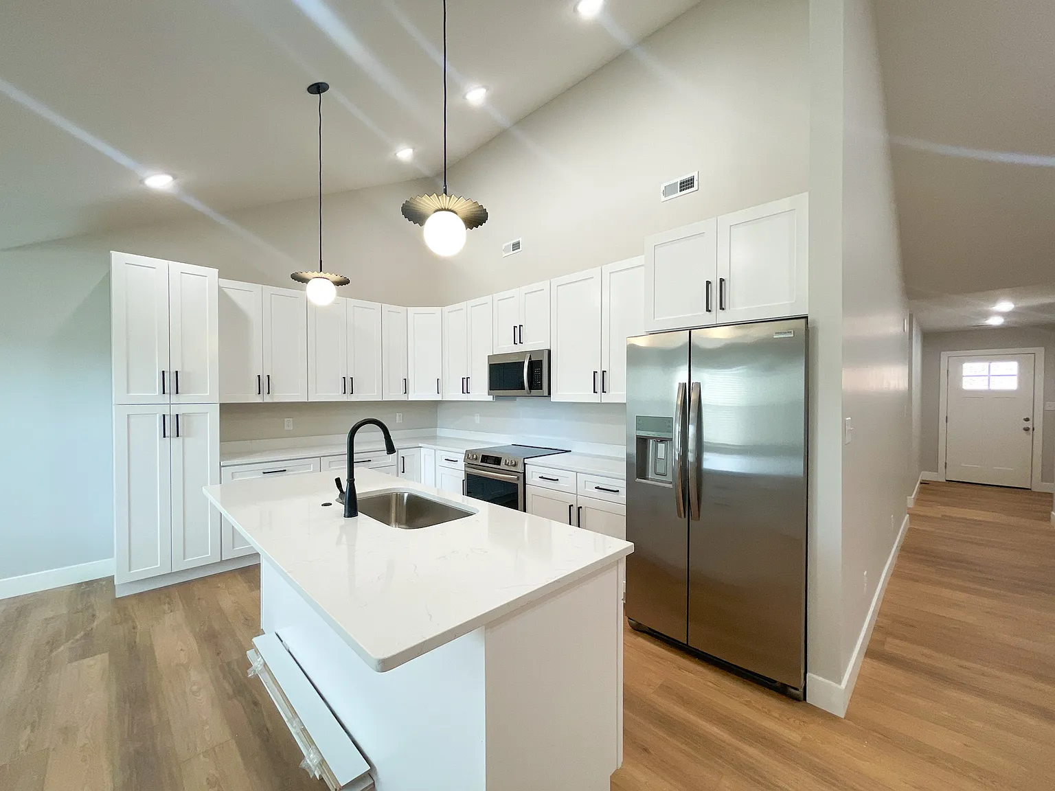 5 Creekside Way — Photo 1