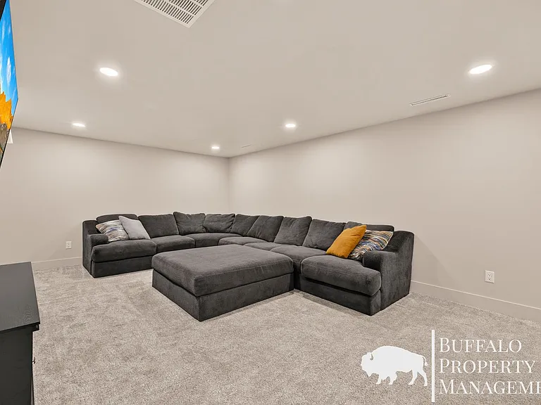 4267 N 55 E — Photo 17