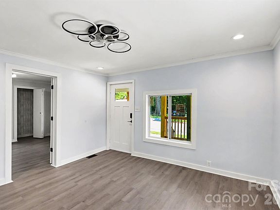 3rd image of 736 Cauthen St