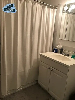 Rented by Fifth & Forever LLC | media 33