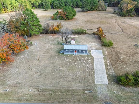 3rd image of 8778 State Highway 37 N