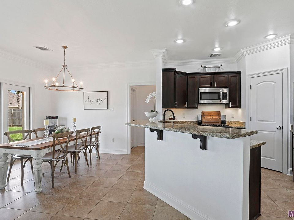 1st image of 42436 Wynstone Dr