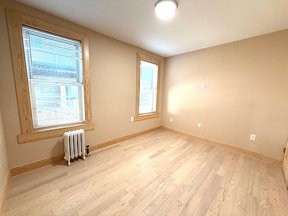 3rd image of 21-63 27th St #1R