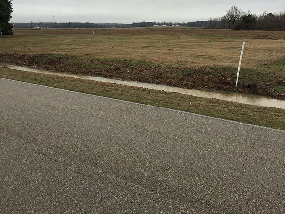 3rd image of 388 County Road 702