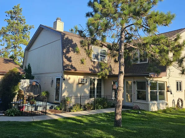 202 Saddle Rdg, Portage, WI 53901