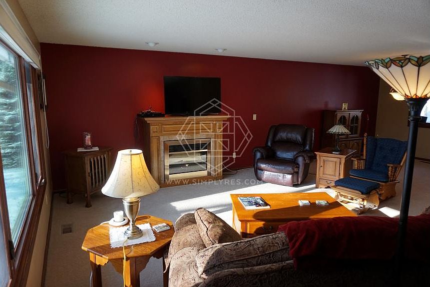 1st image of 4824 Kingsdale Dr