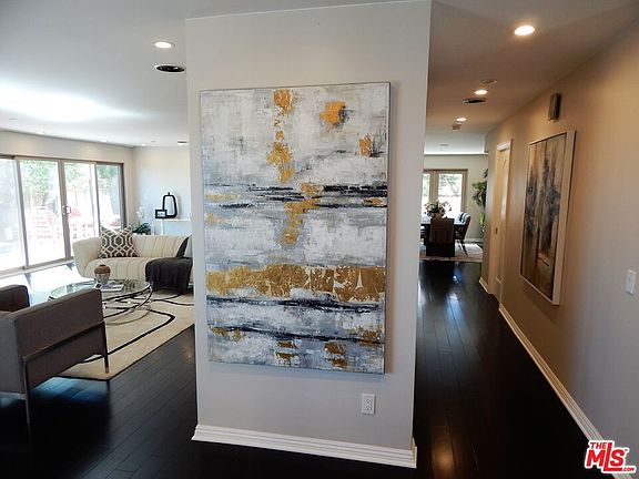 2nd image of 1817 Blue Heights Dr