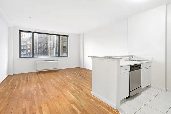 Rented by Compass | media 9