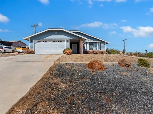 16924 Crestview Dr, Victorville, CA 92395