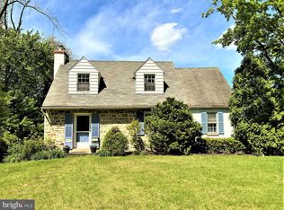 301 Hewett Rd, Wyncote, PA 19095