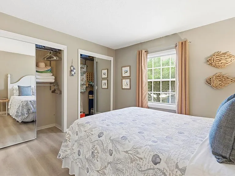 4805 Cobia Dr SE #D — Photo 25