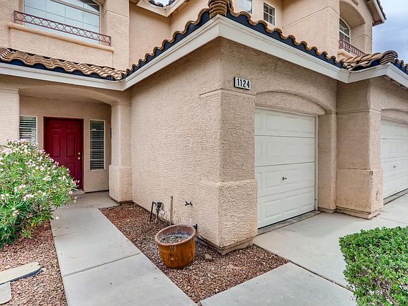 3rd image of 1124 Coral Rainbow Ave