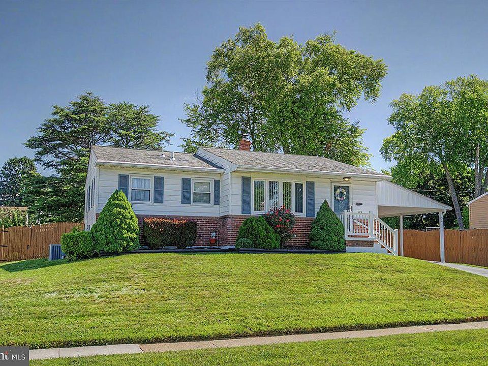 1st image of 216 Catalina Dr