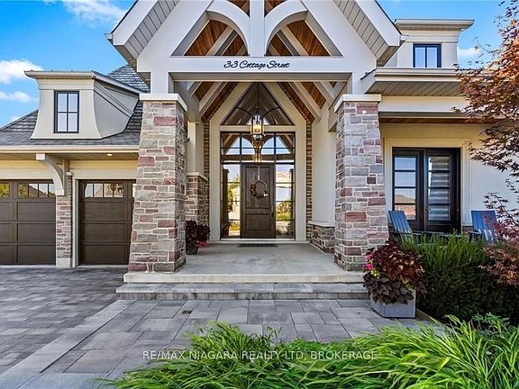 3rd image of 33 Cottage St