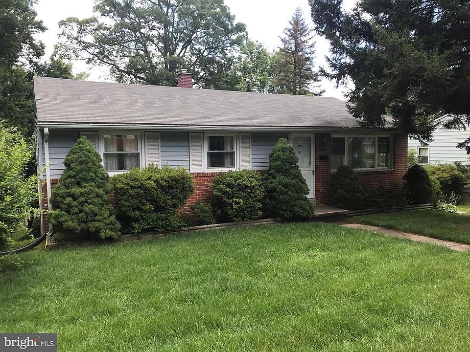 2nd image of 244 Chartley Dr