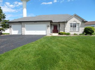 24342 Apple Tree Ln, Plainfield, IL 60585