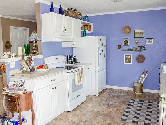 5th image of 4811 Briarhill Dr