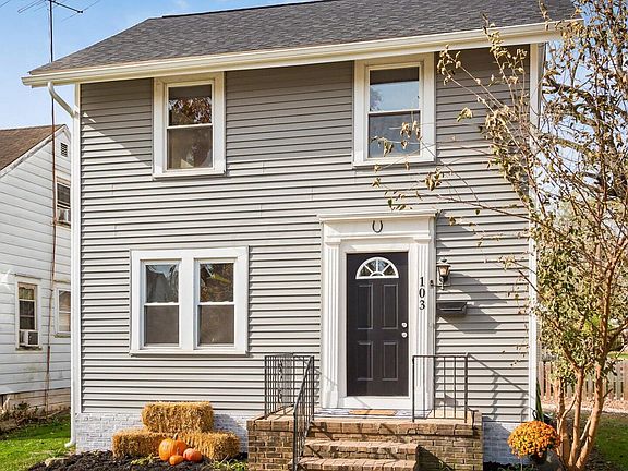 3rd image of 103 Thomas Ave S