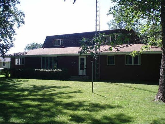 3rd image of 316 Ross Ave