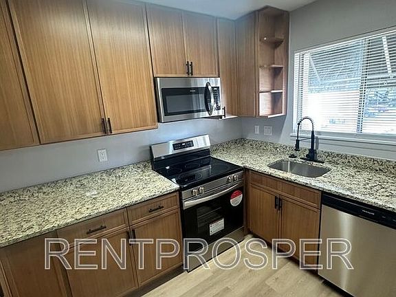 3rd image of 4203 S Semoran Blvd APT 6