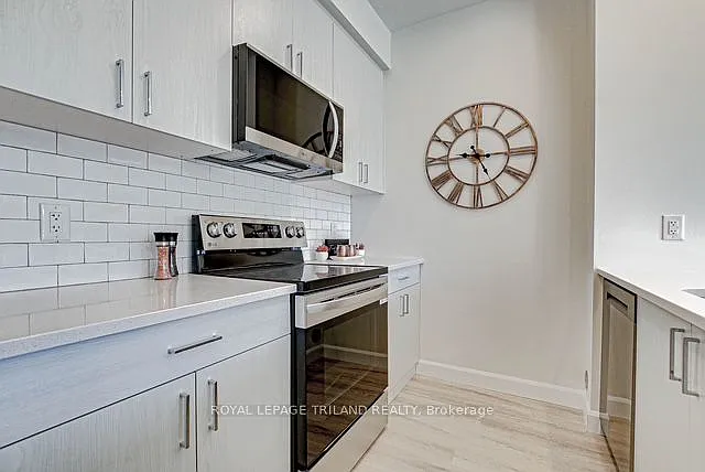 75 Walnut St #106 — Photo 4