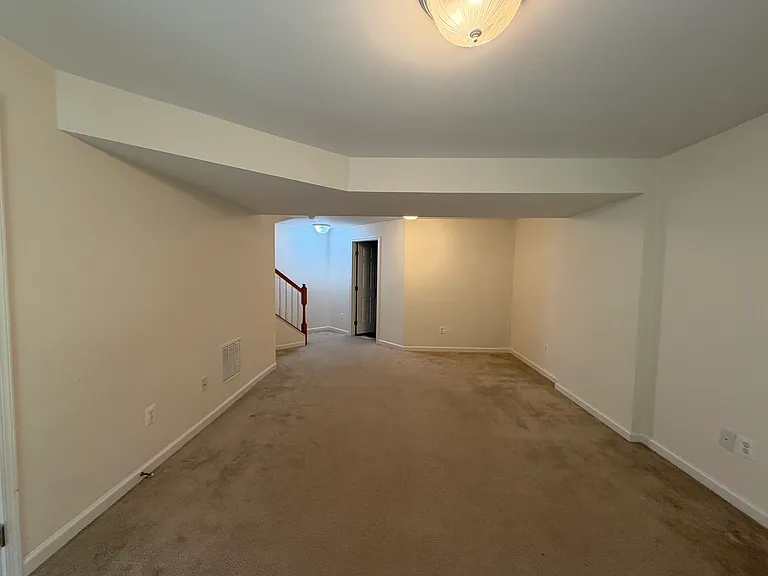 820 Rockcreek Rd — Photo 6